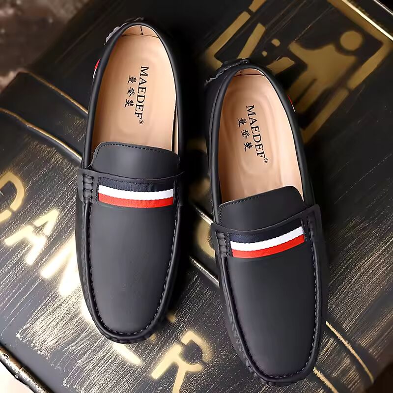 Loafers Men Handmade Casual Driving Flats Slip-on Shoes 2025 Luxury Comfy Moccasins White Loafers Shoes Men One-pedal bean shoes